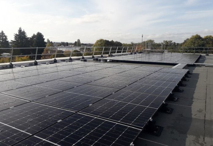 découvrez les départements solaires en france, où l'énergie solaire est à l'honneur. informez-vous sur les initiatives locales, les projets d'énergie renouvelable et les meilleures pratiques pour profiter de l'énergie du soleil. engagez-vous pour un avenir durable et explorez les opportunités offertes par ces territoires à fort potentiel solaire.