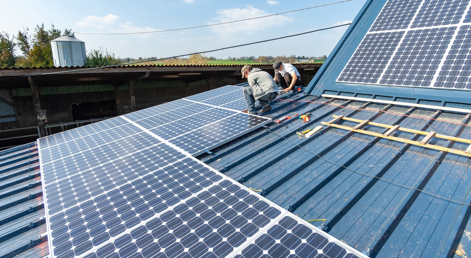découvrez comment réussir votre installation photovoltaïque avec nos conseils pratiques et astuces. maximisez l'efficacité de votre système solaire et profitez d'une énergie renouvelable durable.
