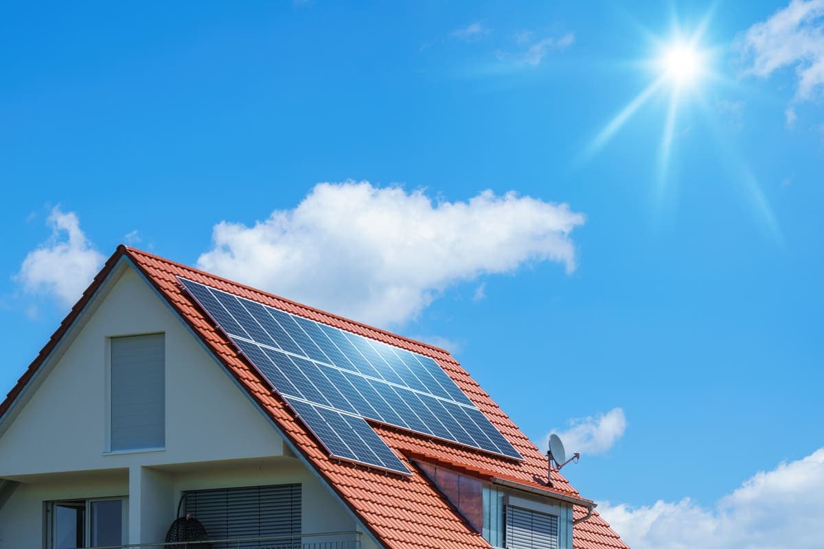 découvrez notre gamme de batteries photovoltaïques, idéales pour stocker l'énergie solaire et optimiser votre autoconsommation. profitez d'une solution durable et économique pour alimenter votre maison tout en réduisant votre empreinte carbone.
