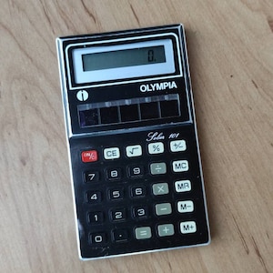 découvrez notre calculatrice photovoltaïque qui vous permet d'estimer facilement la production d'énergie solaire de votre installation. optimisez votre projet solaire en quelques clics et maximisez vos économies d'énergie.