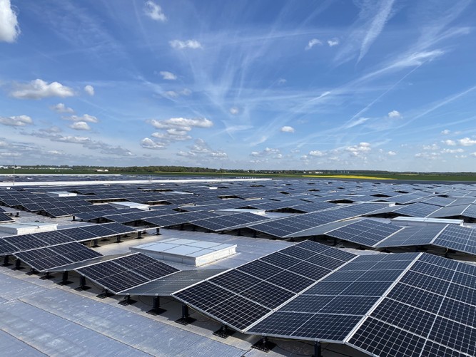 découvrez comment déterminer la taille idéale de votre installation photovoltaïque pour maximiser votre production d'énergie solaire. nos conseils vous guideront à travers les étapes essentielles et les facteurs à considérer pour une installation optimale à votre consommation.
