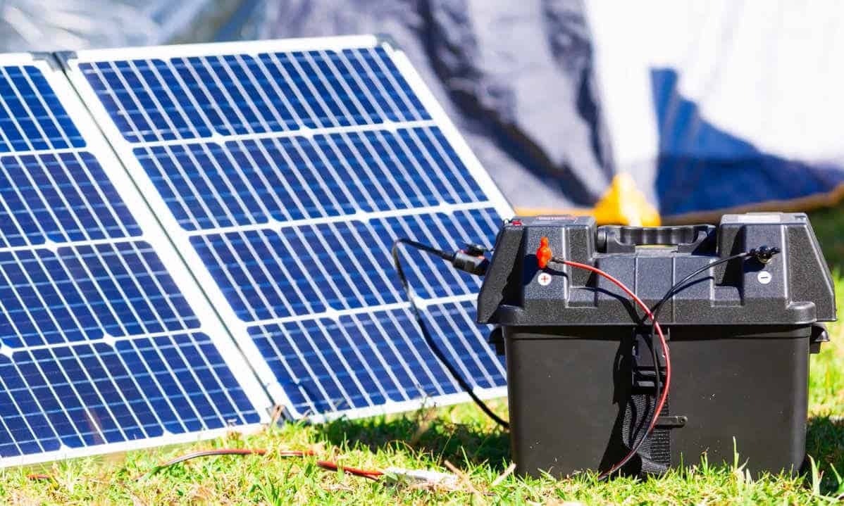découvrez comment calculer efficacement vos besoins en batteries solaires pour maximiser l'autonomie de votre système énergétique. apprenez les étapes essentielles, les outils nécessaires et les conseils pratiques pour optimiser votre installation solaire.