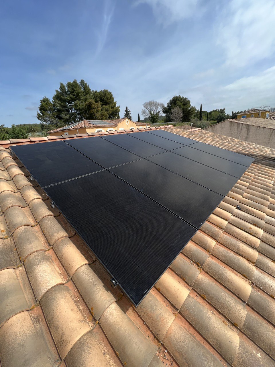 découvrez comment une installation photovoltaïque efficace peut transformer votre consommation d'énergie. maximisez vos économies et contribuez à la protection de l'environnement grâce à des solutions solaires de pointe.