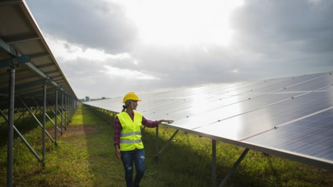 découvrez les différentes aides photovoltaïques disponibles pour soutenir votre projet d'installation de panneaux solaires. maximisez votre investissement avec des subventions, crédits d'impôt et autres solutions financières pour une transition énergétique réussie.