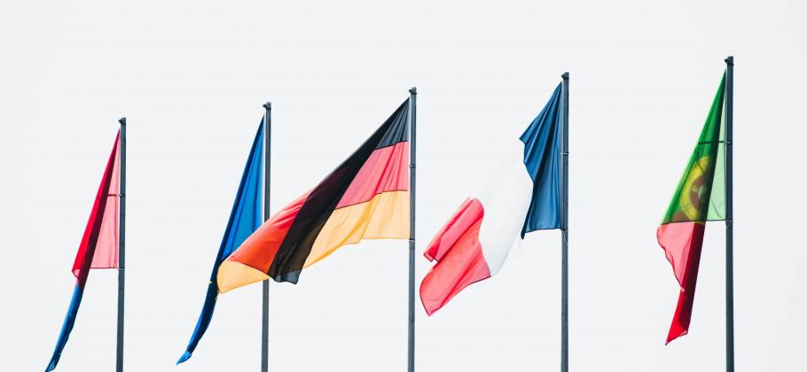 découvrez notre comparatif complet des énergies renouvelables en 2023. analyse des différentes sources d'énergie verte, avantages, inconvénients et innovations. faites le meilleur choix pour un avenir durable.