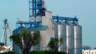 découvrez les solutions innovantes de ferrostaal pour l'industrie. optimisez vos processus grâce à notre expertise en ingénierie, maintenance et fourniture de services adaptés à vos besoins.