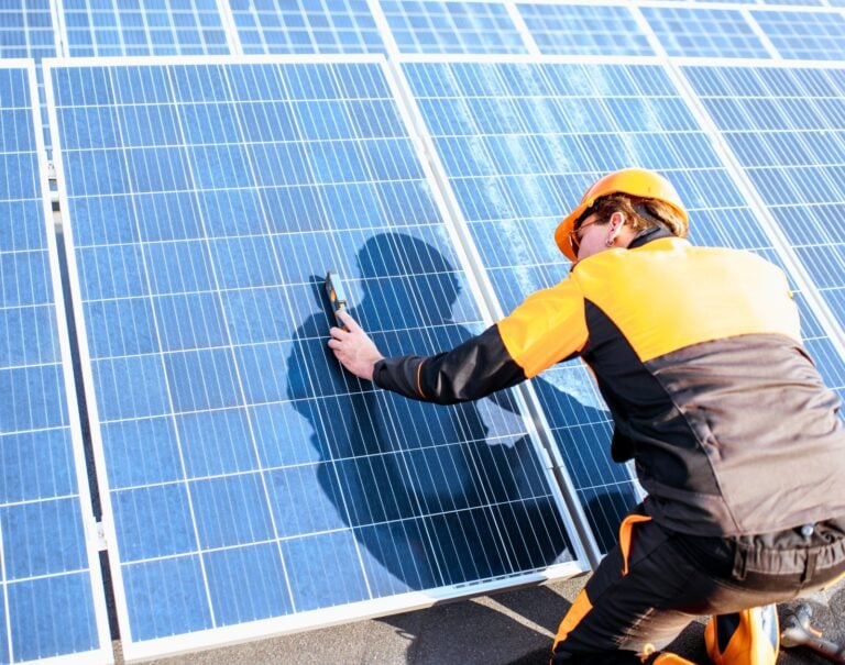 découvrez comment la transformation des panneaux solaires améliore leur efficacité et leur durabilité. informez-vous sur les technologies innovantes qui permettent une meilleure production d'énergie renouvelable pour un avenir durable.