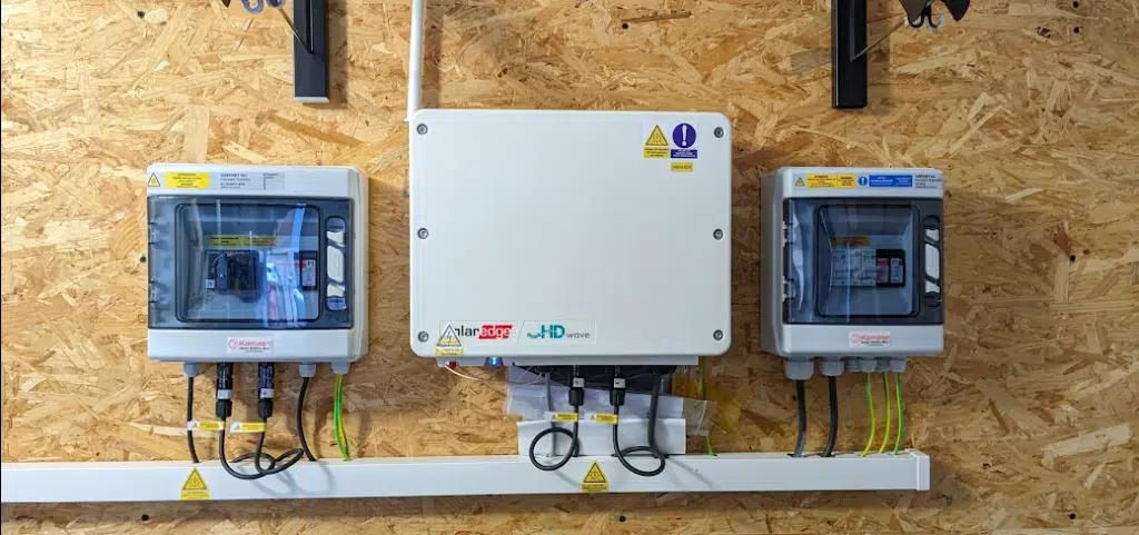découvrez comment installer un système photovoltaïque de 6 kwc pour réduire vos factures d'électricité. profitez des avantages des énergies renouvelables et réalisez des économies sur votre consommation énergétique tout en contribuant à la protection de l'environnement.