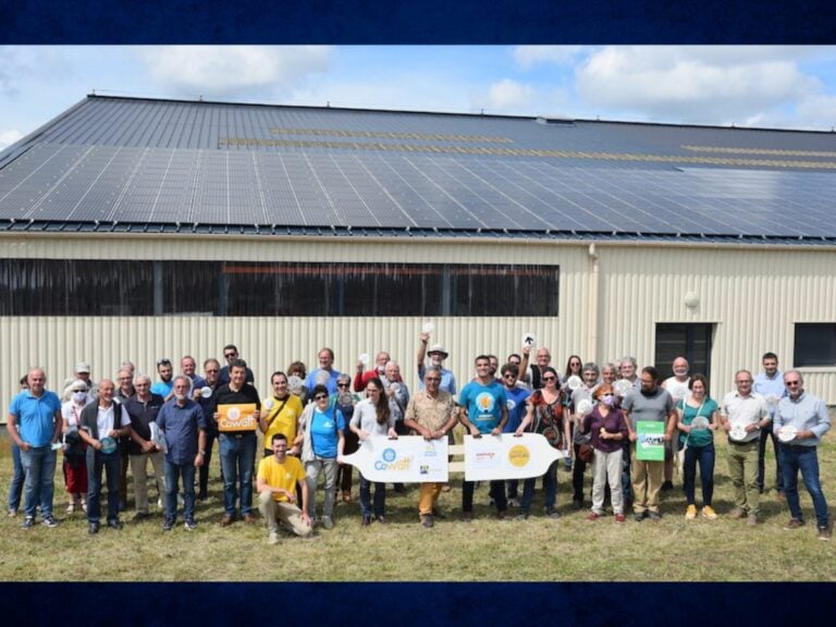 découvrez l'énergie solaire participative, une solution innovante qui permet à chacun de contribuer à la production d'énergie verte tout en bénéficiant d'avantages financiers. engagez-vous pour un avenir durable et participez à des projets solaires qui font la différence.