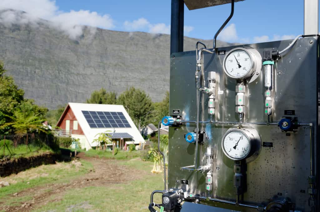 découvrez comment l'hydrogène solaire pourrait révolutionner notre avenir énergétique. explorez les innovations, les avantages environnementaux et les applications prometteuses de cette source d'énergie propre et durable.