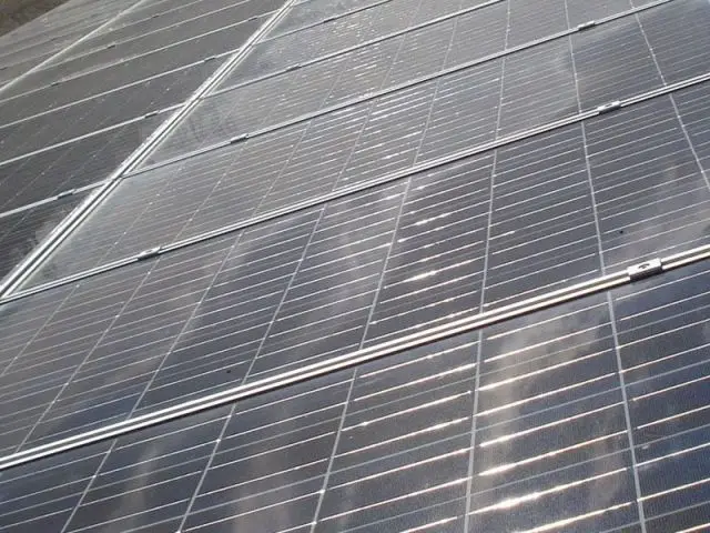 découvrez le consuel photovoltaïque, une étape essentielle pour garantir la conformité de votre installation solaire. obtenez des informations sur les procédures, les exigences et les avantages de ce certificat garantissant la sécurité de votre système photovoltaïque.