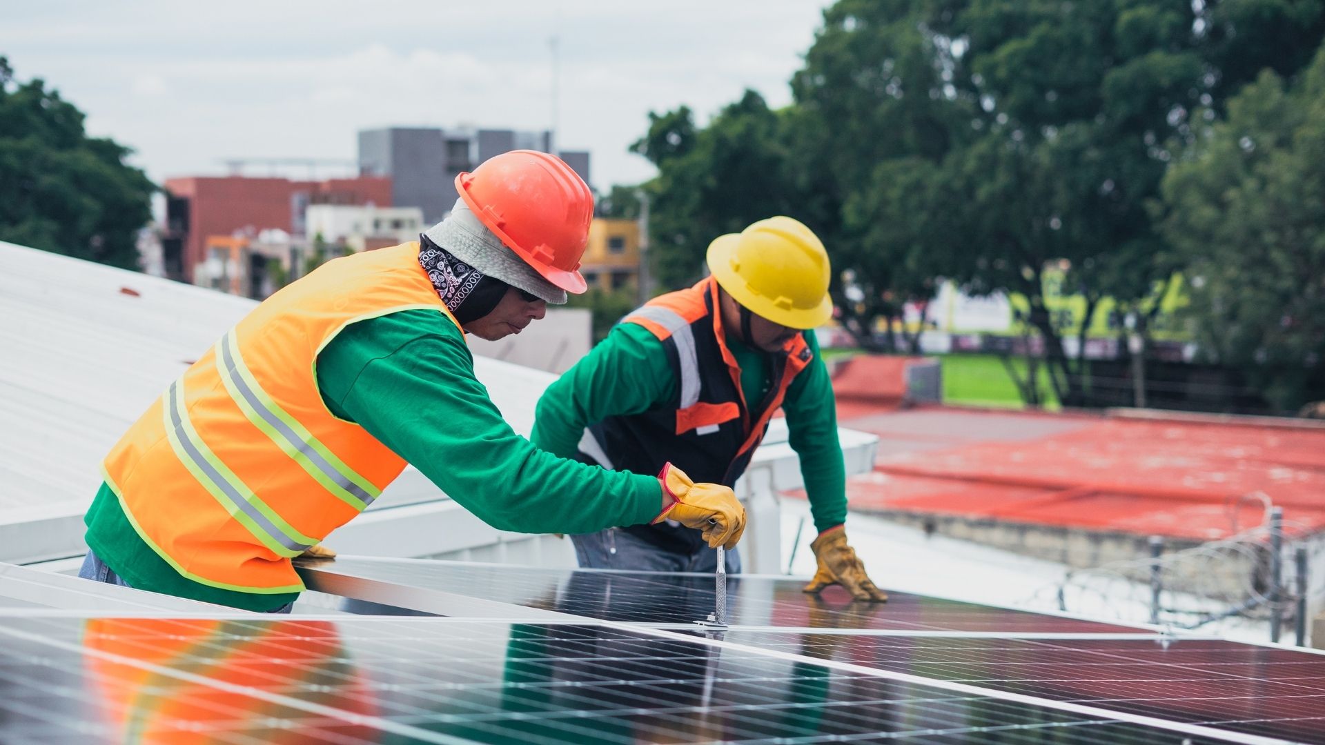 découvrez les prix compétitifs et les nombreux avantages d'un système photovoltaïque de 4500 kwh. améliorez votre efficacité énergétique, réduisez vos factures d'électricité et profitez des aides financières disponibles pour une transition énergétique réussie.