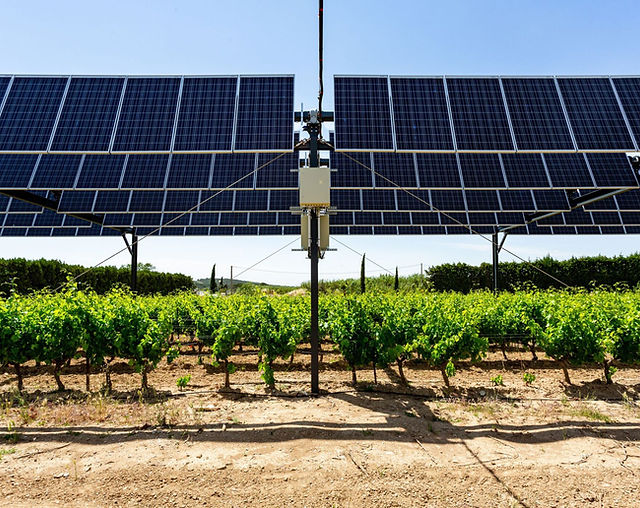 découvrez les solutions photovoltaïques autonomes dans les pyrénées-atlantiques. optez pour une énergie durable et indépendante, adaptée à vos besoins en autoconsommation. profitez du soleil des pyrénées pour réduire votre facture énergétique tout en préservant l'environnement.