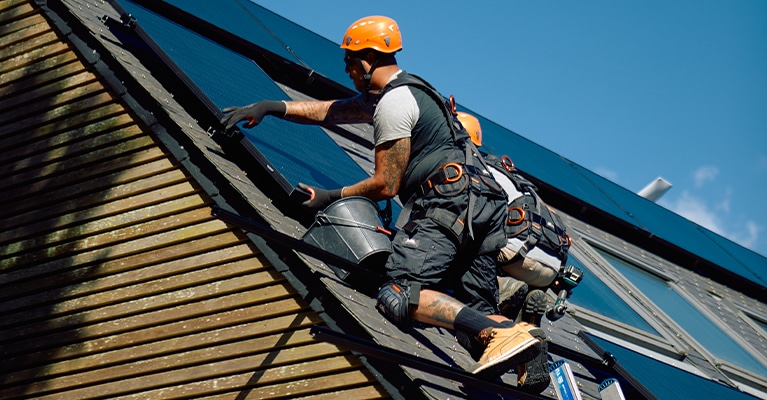 découvrez comment choisir le meilleur installateur photovoltaïque pour vos besoins en énergie solaire. obtenez des conseils pratiques sur les critères à considérer, les questions à poser et les vérifications essentielles pour garantir une installation de qualité.