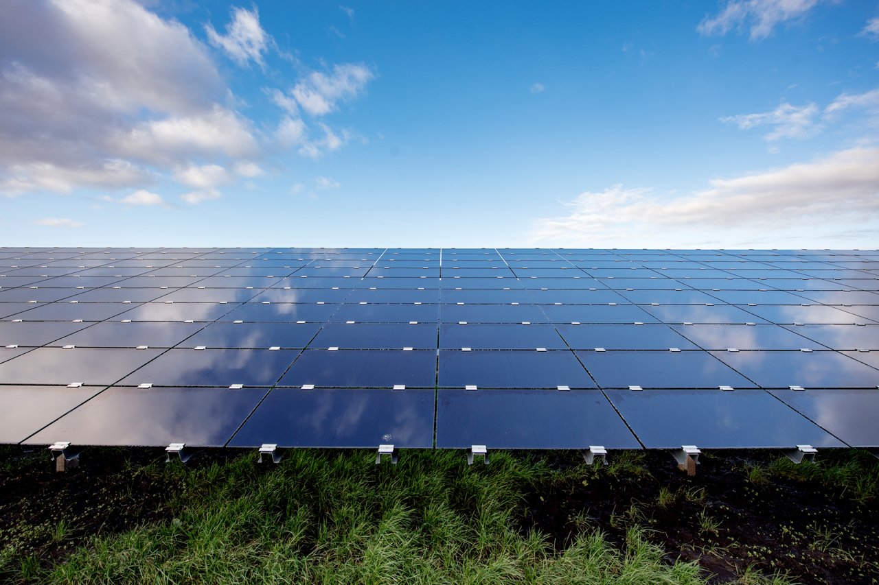 découvrez les solutions photovoltaïques en haute-vienne pour optimiser votre consommation d'énergie et réduire votre empreinte carbone. profitez des avantages du solaire avec des installations adaptées à vos besoins.