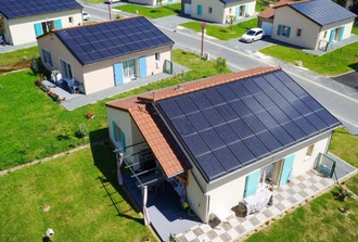 découvrez le coût d'installation d'une centrale photovoltaïque de 9 kw en 2025. profitez de notre guide détaillé pour estimer votre investissement, comprendre les aides financières disponibles et maximiser votre retour sur investissement avec l'énergie solaire.