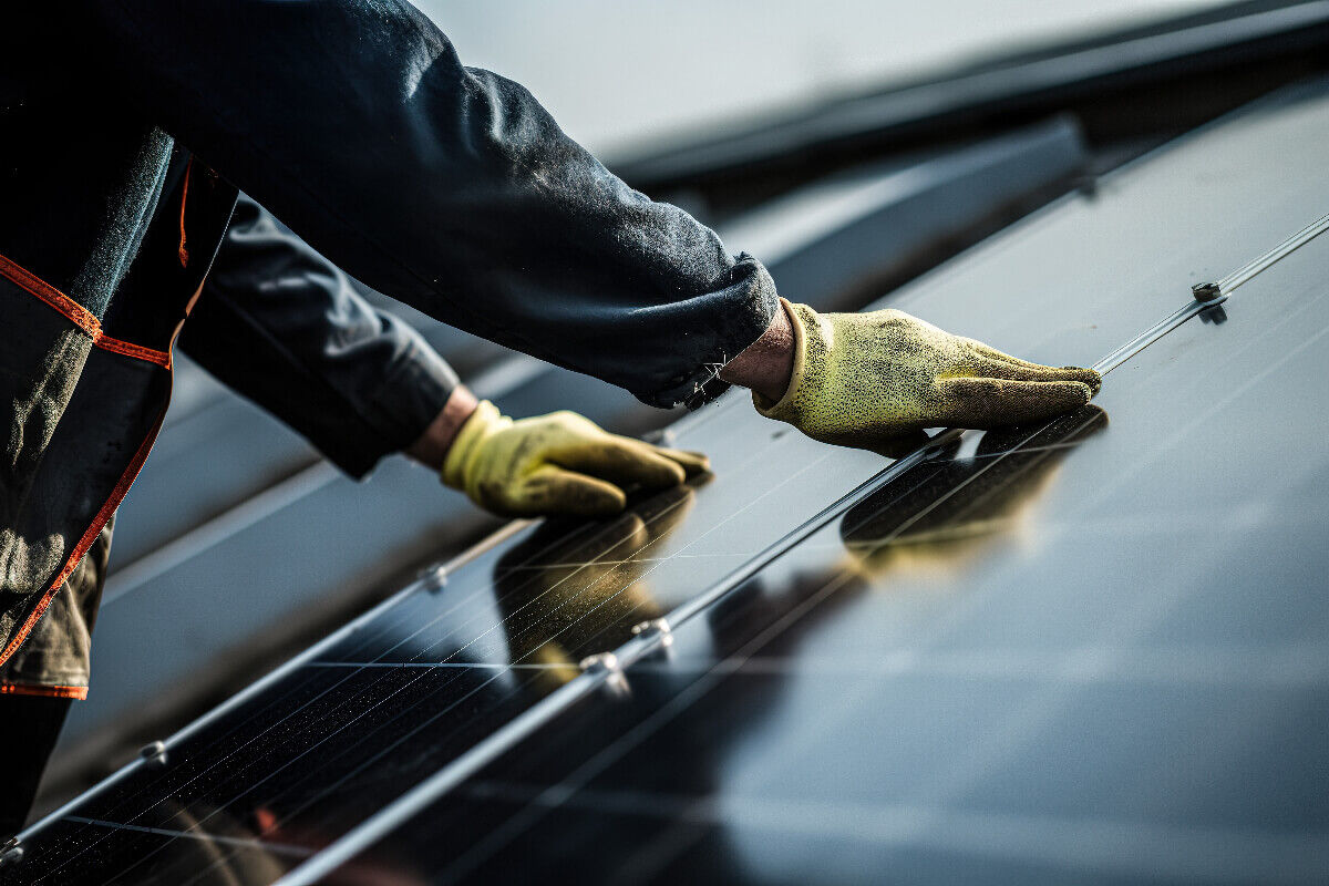 découvrez les prix des panneaux solaires et les différentes options disponibles pour rentabiliser votre investissement tout en préservant l'environnement. comparez les offres et faites le choix qui correspond le mieux à vos besoins et à votre budget.