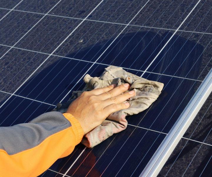 découvrez les avantages des dépanneurs spécialisés en panneaux photovoltaïques. optimisez la performance de votre installation solaire, bénéficiez d'un entretien efficace et assurez-vous d'une longévité accrue de vos équipements grâce à des professionnels qualifiés.