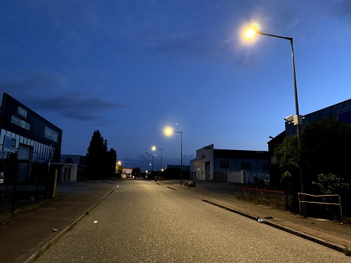 découvrez les dernières innovations en éclairage qui transforment nos espaces. des solutions durables et esthétiques pour améliorer votre quotidien. éclairez votre vie avec les technologies de demain !