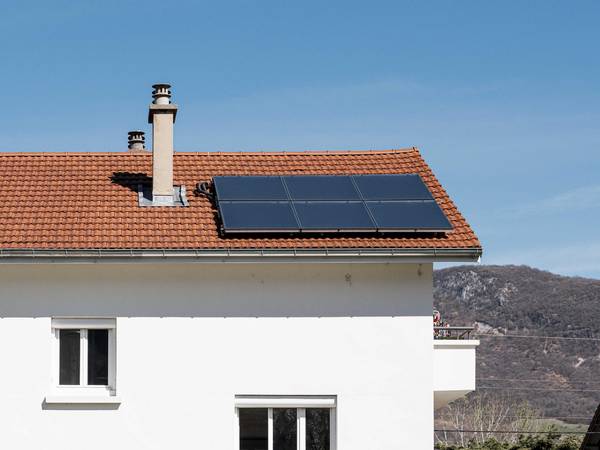 découvrez des solutions d'aide solaire pour réduire vos factures d'énergie et profiter des avantages des énergies renouvelables. informez-vous sur les subventions, les installations et les astuces pour maximiser votre investissement dans l'énergie solaire.