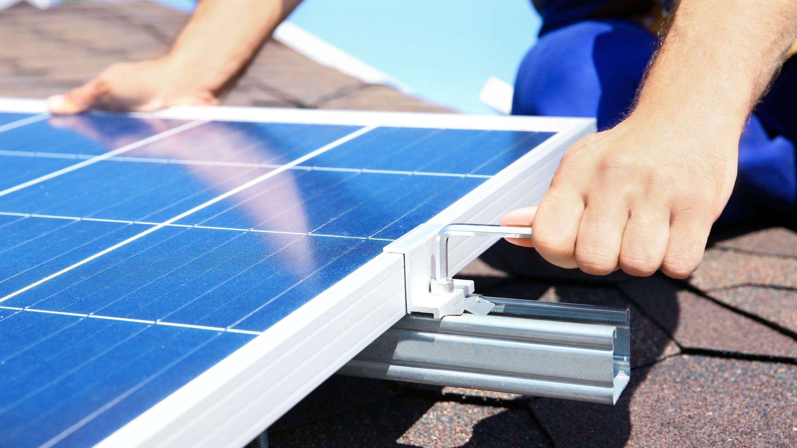aide-panneaux-solaires-111-scaled aide pour panneaux solaires