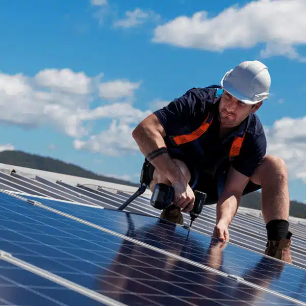 avantages-solaires-pour-entreprises Découvrez les avantages de l'installation solaire photovoltaïque pour votre entreprise