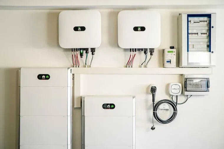 batterie-photovoltaique-2 batterie installation photovoltaique