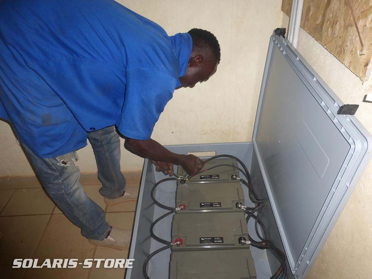 batterie-solaire-maison-1 Découvrez comment une batterie de stockage solaire peut transformer votre maison en une centrale énergétique !