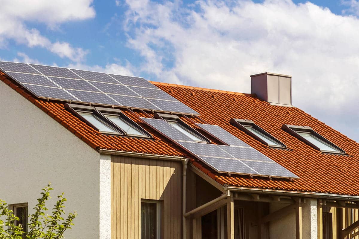 découvrez comment l'installation photovoltaïque évolue en 2025, avec des technologies innovantes et des avantages écologiques. informez-vous sur les meilleures pratiques et les aide financières disponibles pour transformer votre consommation d'énergie.