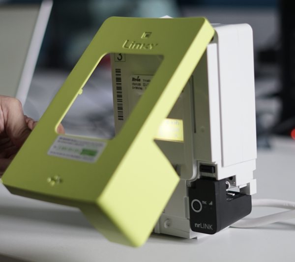 boitier-compteur-photovoltaique Choisir le bon boîtier compteur pour votre installation photovoltaïque