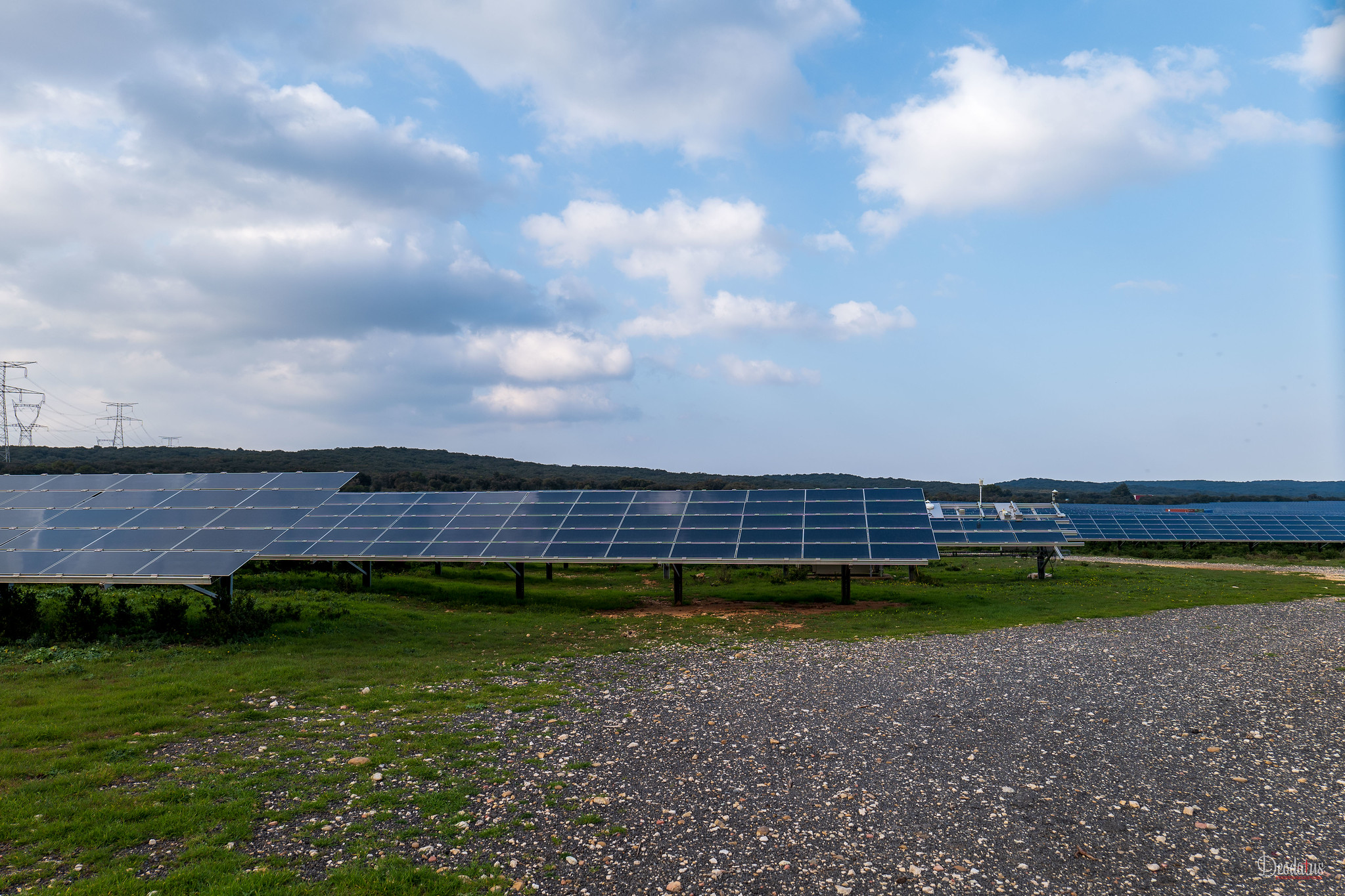 découvrez notre bureau d'étude spécialisé en photovoltaïque pour 2025. nous vous accompagnons dans l'optimisation de vos projets solaires, en proposant des solutions innovantes et performantes adaptées à vos besoins énergétiques. engagez-vous vers une énergie durable et économiquement viable avec notre expertise.