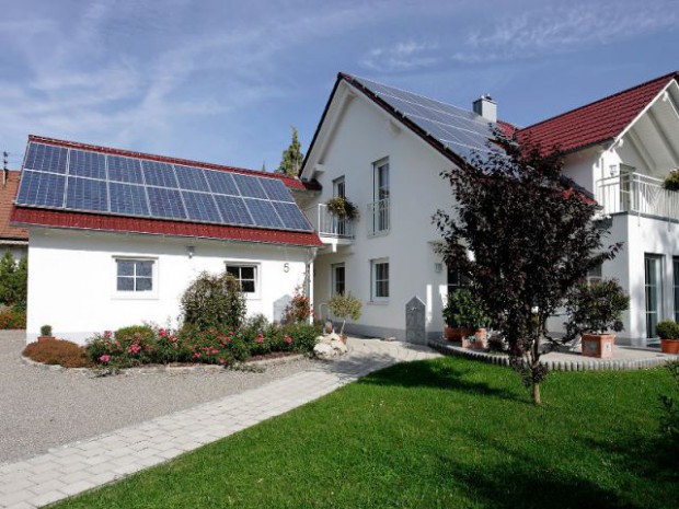 découvrez notre guide complet sur le cctp photovoltaïque, qui vous présente les spécificités techniques, les normes à respecter et les meilleures pratiques pour réussir vos projets d'installation de panneaux solaires. optimisez votre compréhension de cette composante essentielle pour une conception efficace et durable.