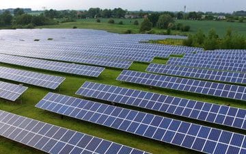 centrale-solaire-economique-1 Découvrez comment transformer votre bâtiment agricole en une centrale solaire sans vous ruiner !