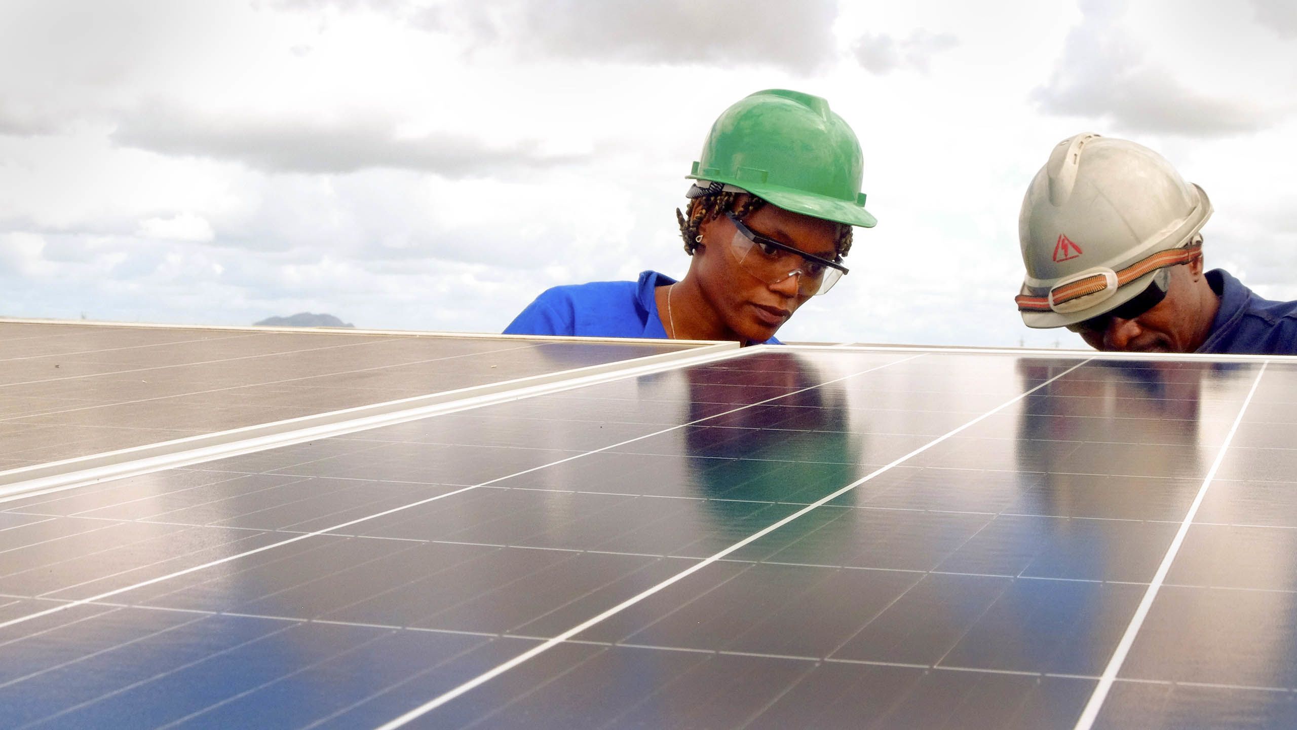 communautes-solaires Découvrez comment ces communautés alimentées par le solaire transforment leur quotidien !