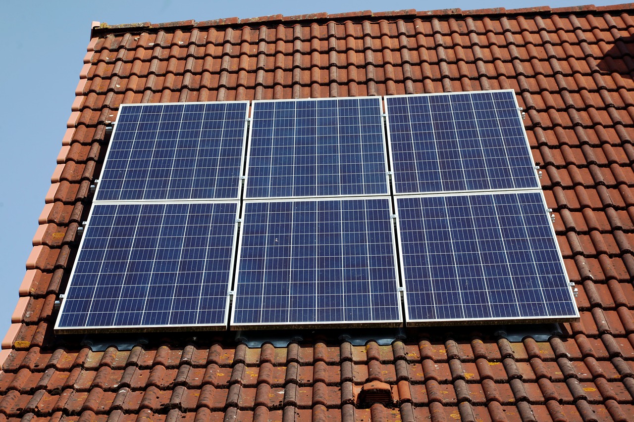 comparatif-panneaux-solaires-ikaros-1 Comparatif des panneaux solaires Ikaros : performance et innovation