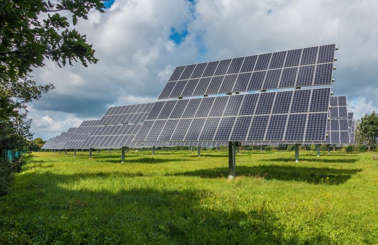comparatif-solutions-sunintelligence-energie-solaire-1 Comparatif des solutions SunIntelligence pour une gestion optimale de l'énergie solaire