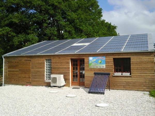 découvrez le consuel photovoltaïque, un document essentiel pour la conformité de votre installation solaire. apprenez comment obtenir ce certificat de conformité et garantissez la sécurité et le bon fonctionnement de votre système photovoltaïque.