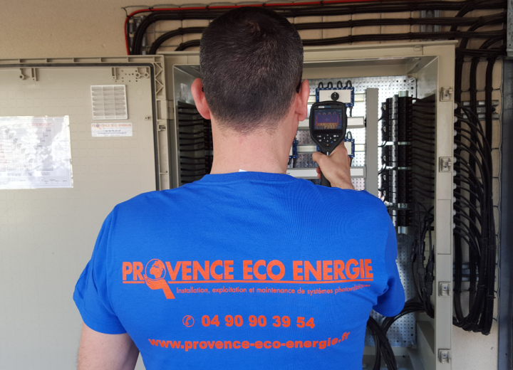 contrat-maintenance-photovoltaique-3 Comprendre le contrat de maintenance pour votre installation photovoltaïque