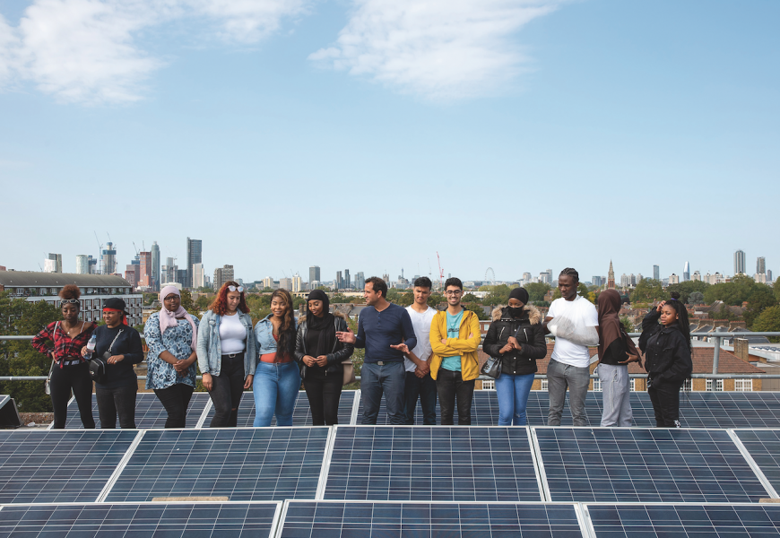 cooperatives-energie-solaire Découvrez comment les coopératives d'énergie solaire transforment votre facture d'électricité en un vrai bon plan