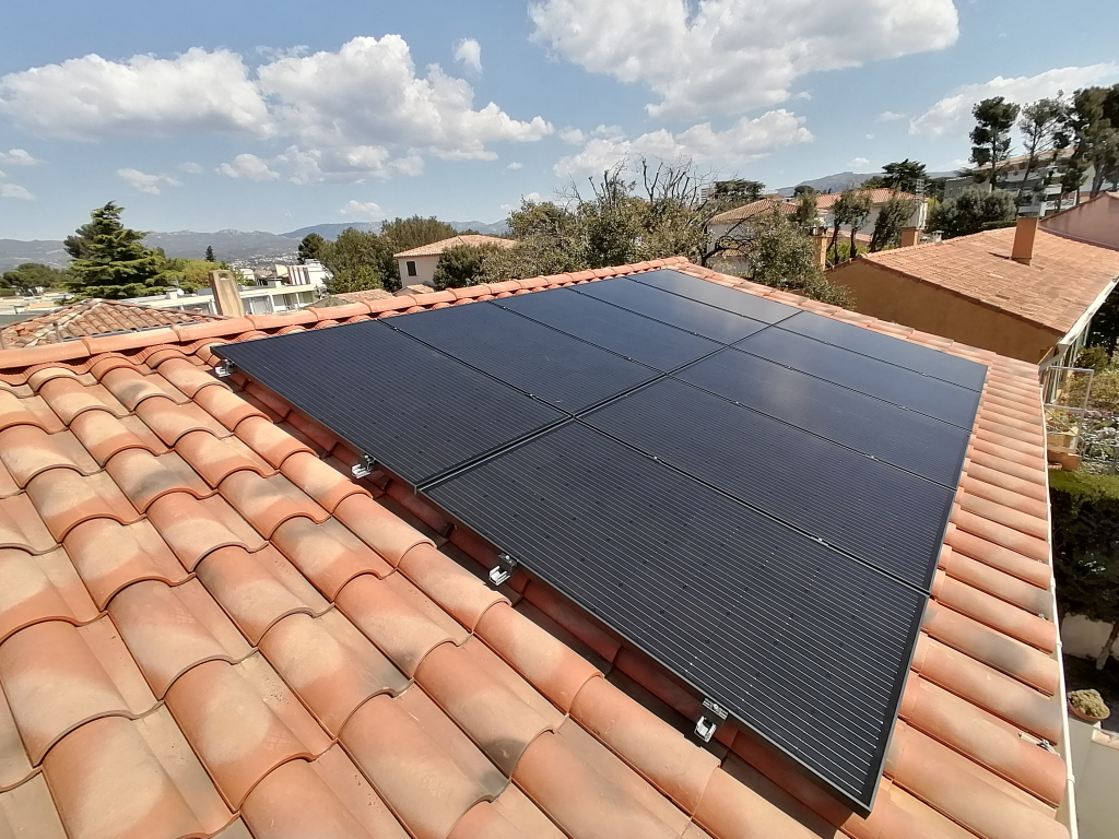 cout-panneau-solaire-3kwc Le coût incroyable d'un panneau solaire 3kwc qui va vous étonner !