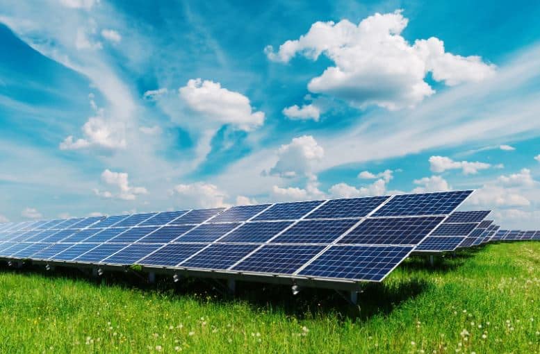 deduction-panneaux-photovoltaiques-2 Déduction fiscale pour l'installation de panneaux photovoltaïques : ce que vous devez savoir