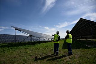découvrez les solutions éco-responsables d'edf pour la production d'énergie solaire. profitez de l'énergie renouvelable, réduisez votre facture d'électricité et contribuez à la transition énergétique avec edf solaire.