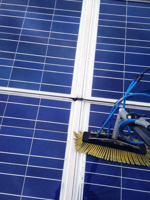 entretien-photovoltaique-17 Nettoyage de votre installation photovoltaïque : conseils et bonnes pratiques