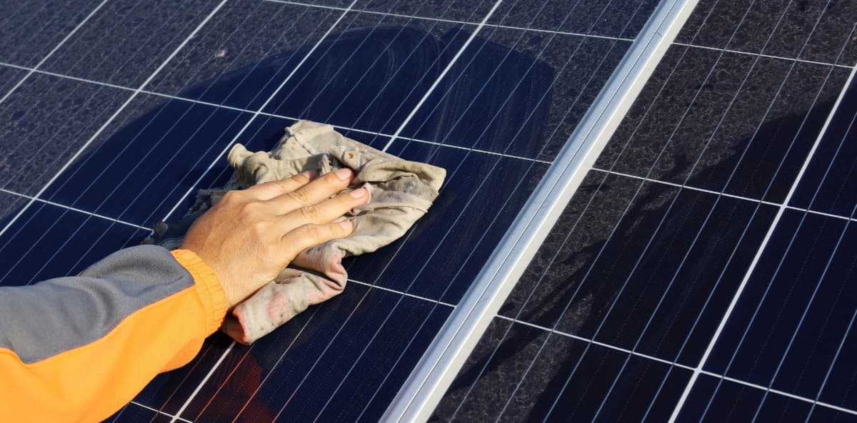 entretien-photovoltaique-18 Nettoyage de votre installation photovoltaïque : conseils et bonnes pratiques