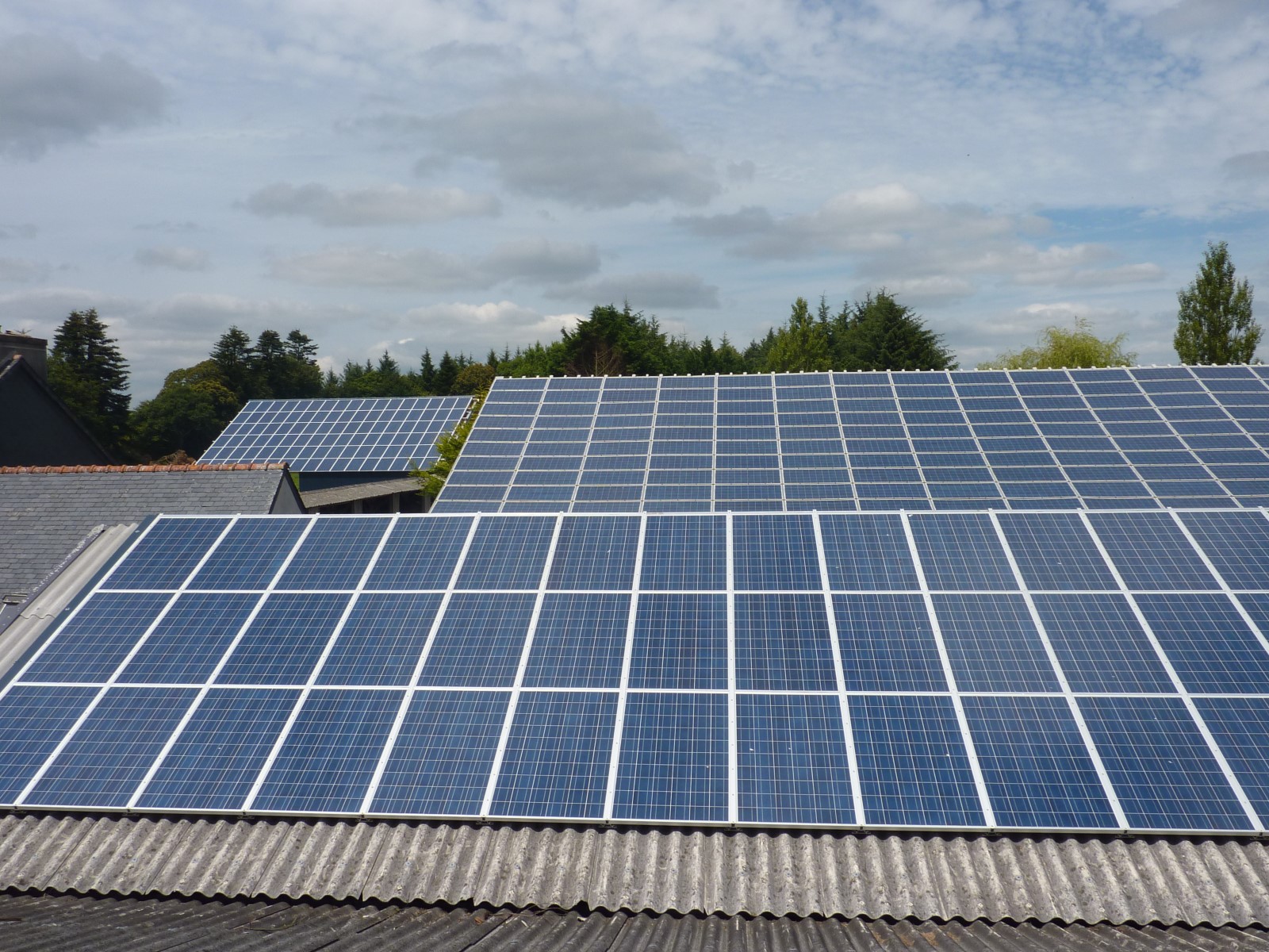 faisabilite-photovoltaique-rentable-1 Etude de faisabilité d'une installation photovoltaïque autonome : un investissement rentable ?