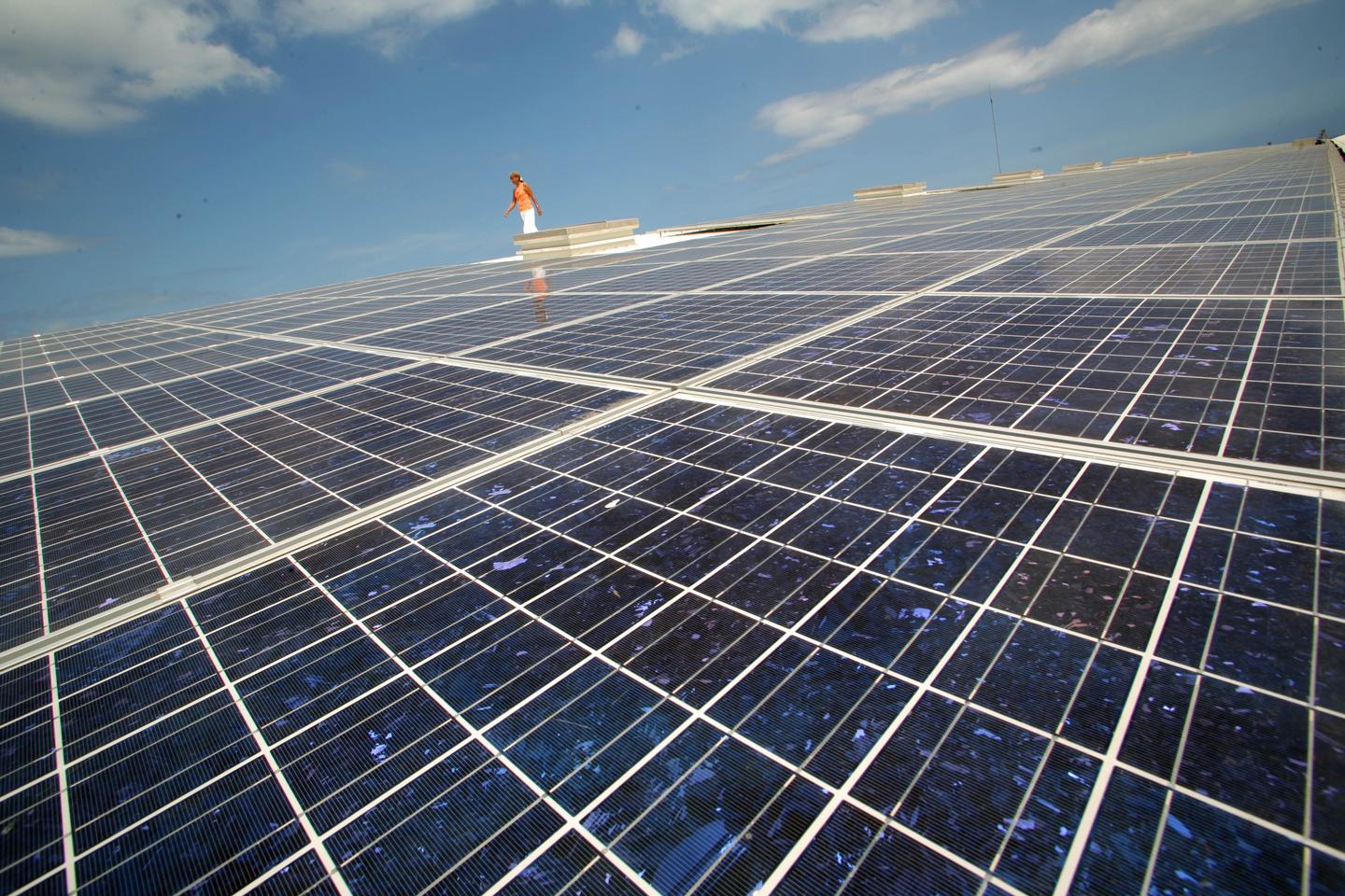 fleuron-panneaux-solaires-2 Panneau solaire : découvrez comment Fleuron Industries révolutionne l'énergie verte