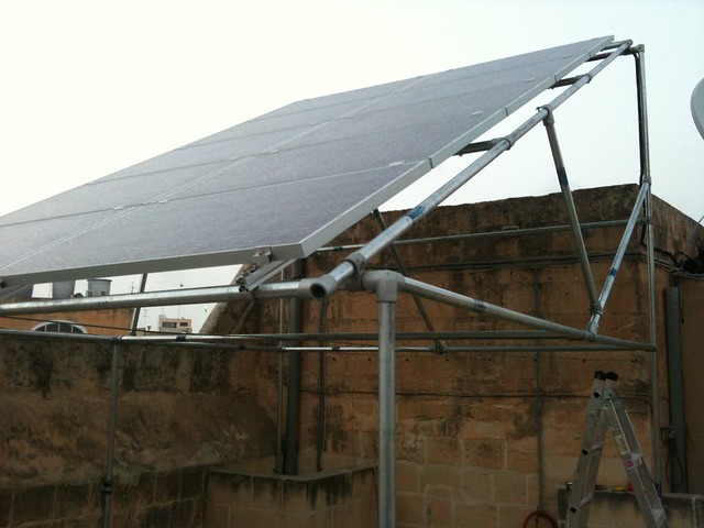 guide-diy-photovoltaique Installation photovoltaïque DIY : guide complet pour les débutants