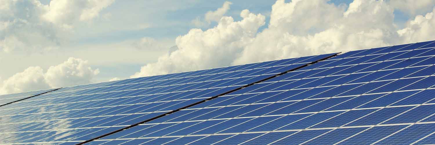 guide-installation-photovoltaique-debutants-1 Installation photovoltaïque plug and play : un guide pratique pour les débutants