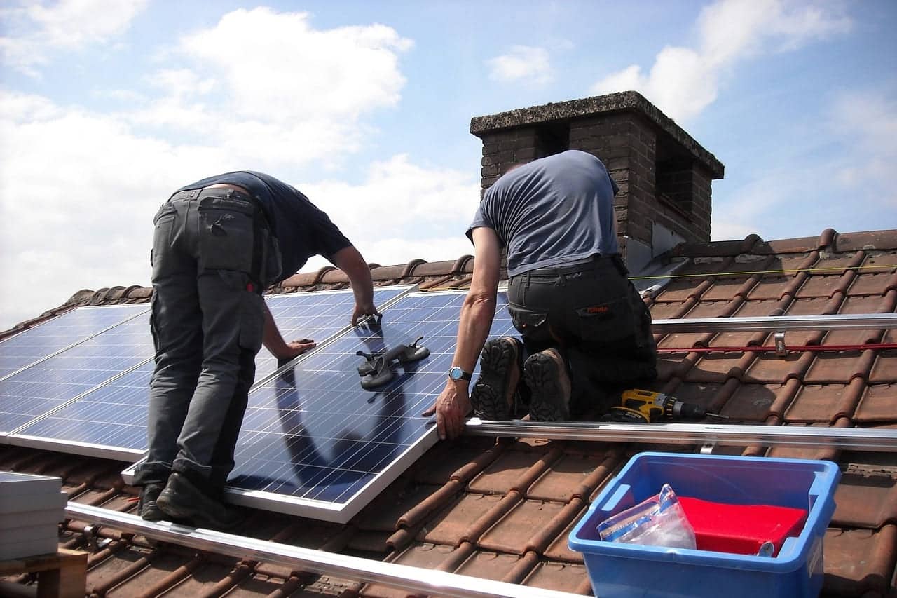 guide-panneaux-photovoltaiques-30 Installation de panneaux photovoltaïques pour l'autoconsommation : guide complet