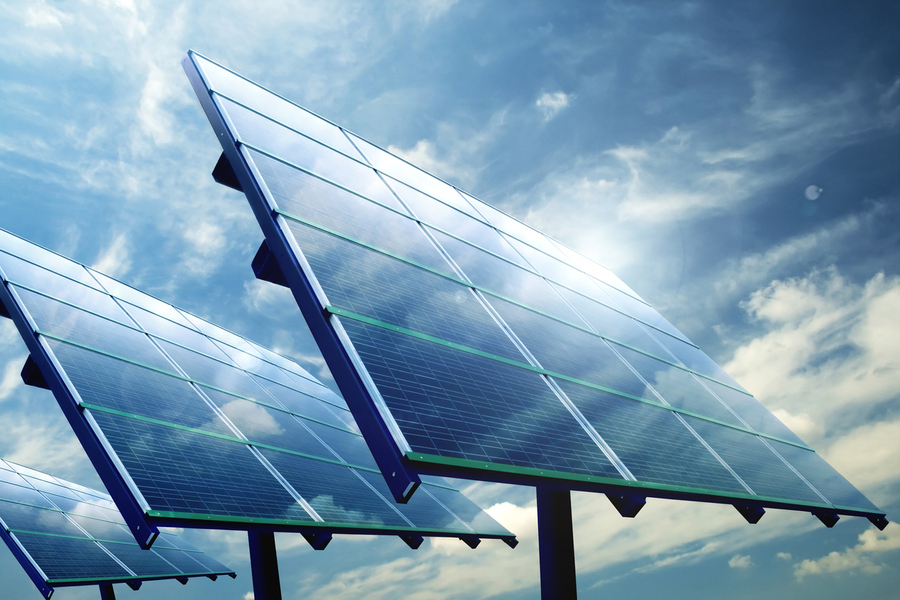 hello-watt-energie-panneaux-solaires-1 Découvrez comment Hello Watt révolutionne votre consommation d'énergie avec ces panneaux solaires !